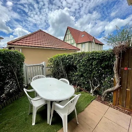 Les Marines 1 9217 * Dives-sur-Mer